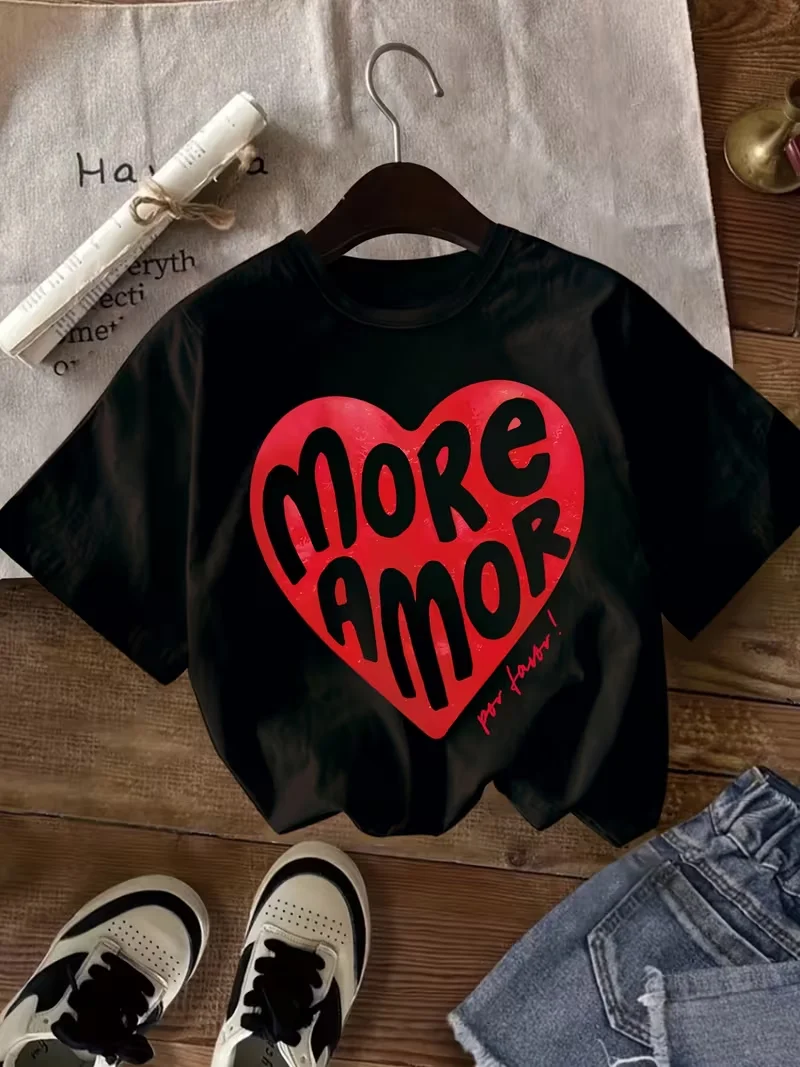 Cute Spanish More Love Heart Print Short Sleeve T-Shirt for Girls. Fun Design for Casual and Sporty Occasions. Summer Outings,
