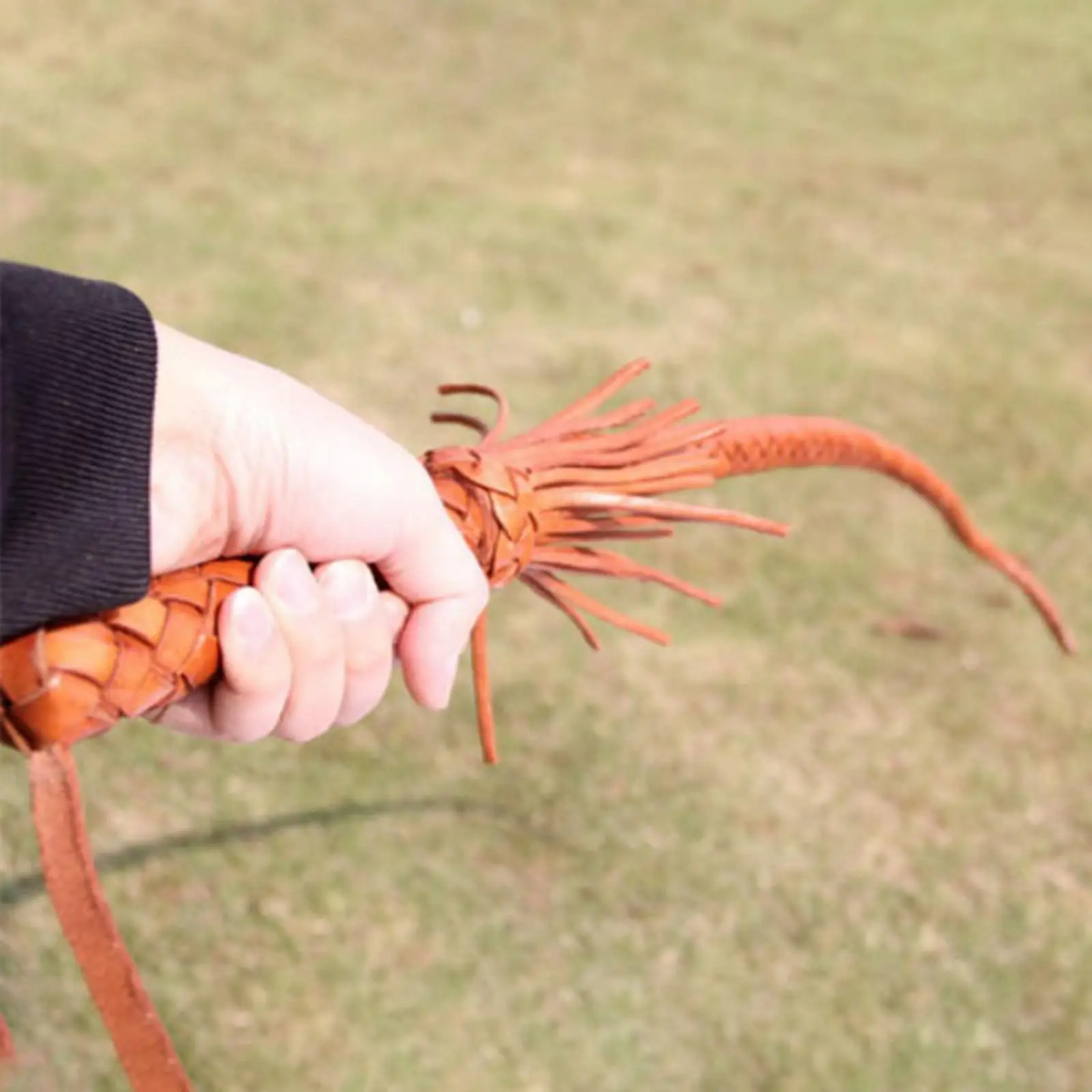 fusta-para-caballos-accesorio-facil-de-usar-herramienta-ecuestre-para-entrenamiento-agarre-comodo-herramienta-para-competicion-ecuestre-y-uso-diario