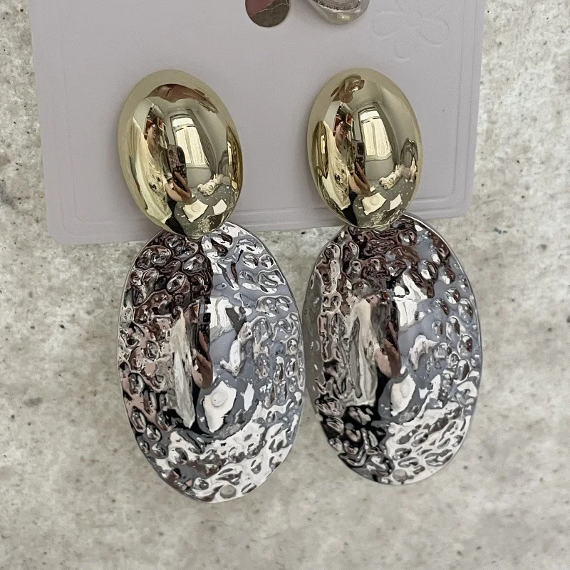 Metal Oval Drop Earrings for Women European And American Style Personality Exaggerated Fashion Daily Jewelry Travel Accessories