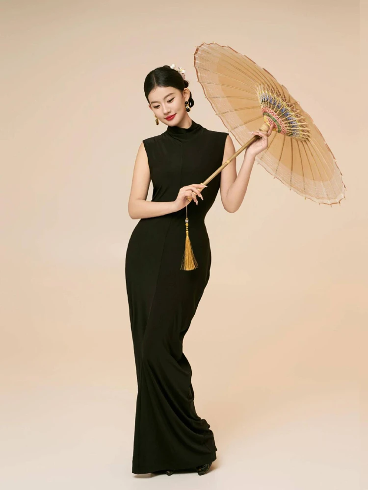 

New Chinese Style Black Photography Costume Portrait Photography Clothes Cold Tone Emotion Film Photography Vintage High End