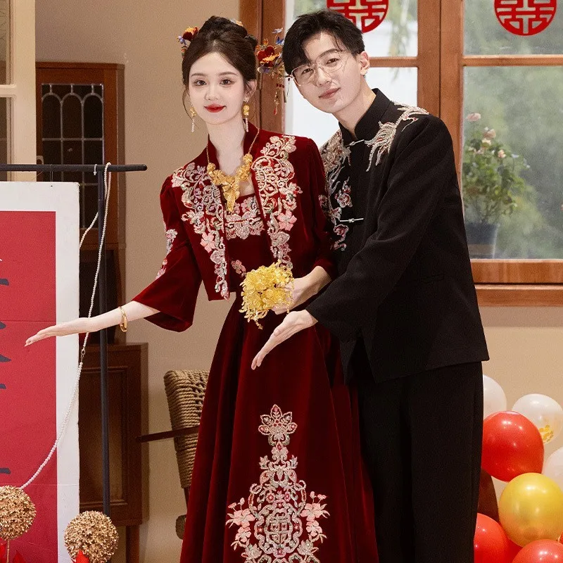 

New Chinese-style velvet set wedding and attire for people