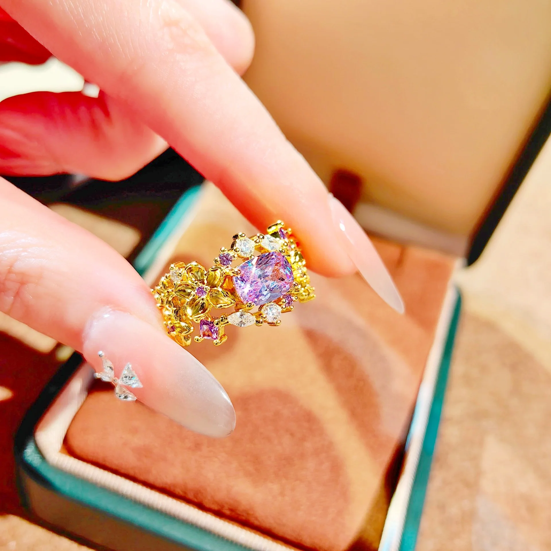 925 Sterling Silver, Niche Design Palace Style Light Luxury High-End Retro Ultra-Shiny Purple Diamond Gold Ring
