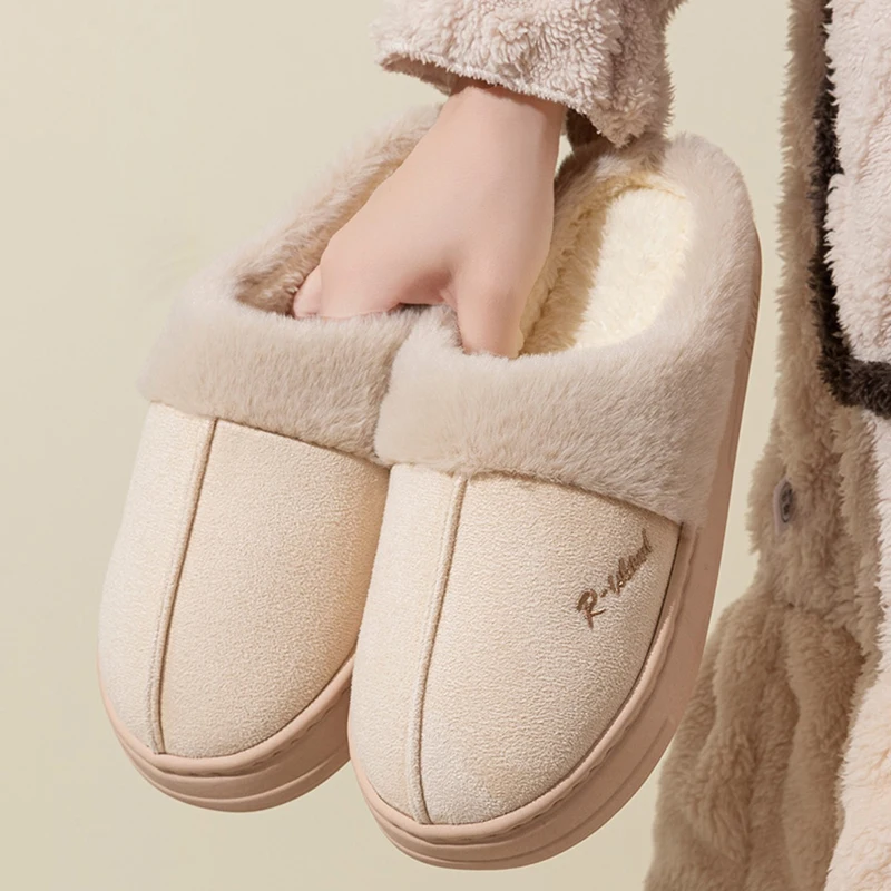 pantufas-de-algodao-felpudas-de-inverno-para-mulheres-tamanhos-grandes-36-45-sapatos-quentes-de-salto-baixo-com-pelo-chinelos-confortaveis-para-casal