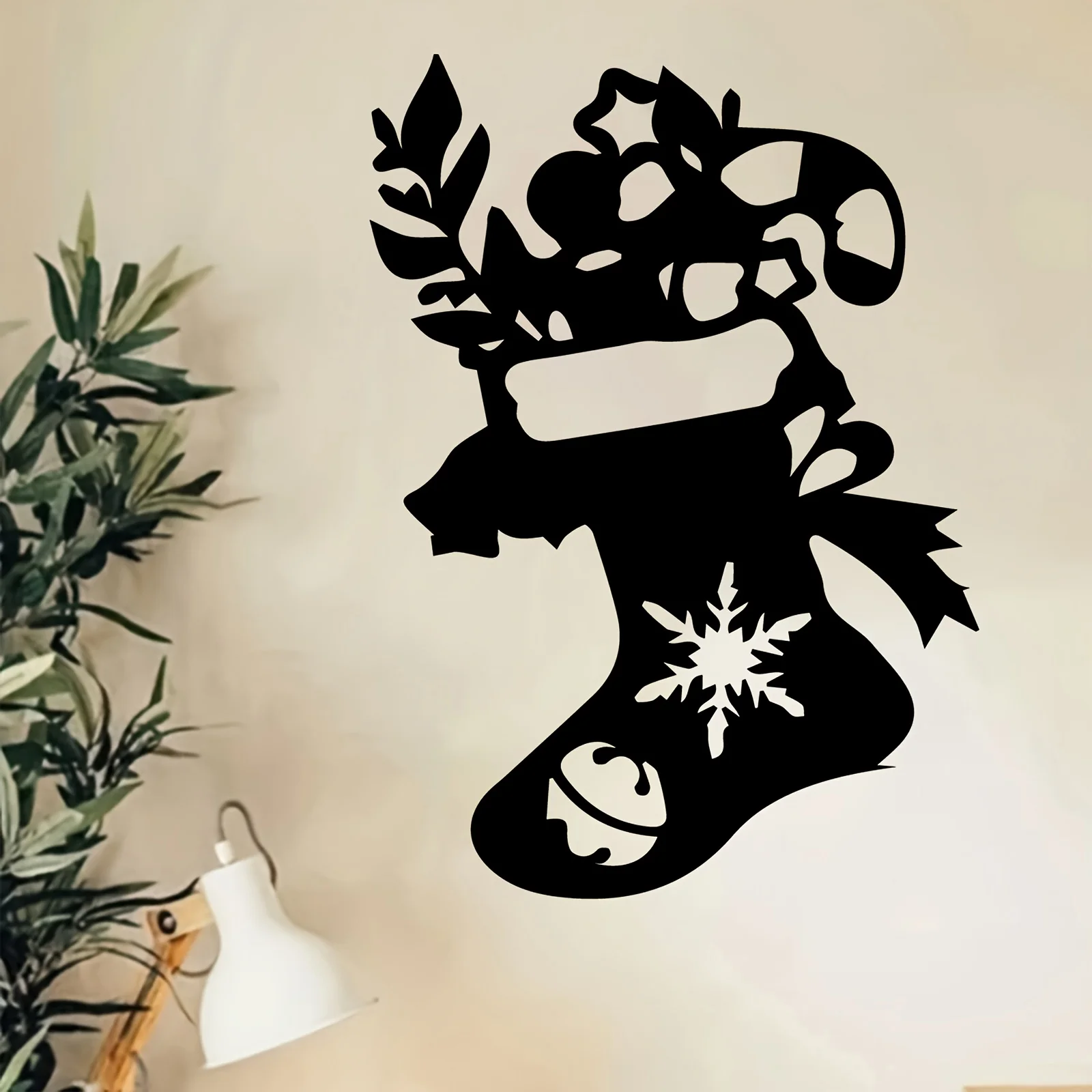 Christmas Stocking Iron Wall Art Holiday Metal Sculpture Seasonal Decor Garden Fence Mural Gift Ornament