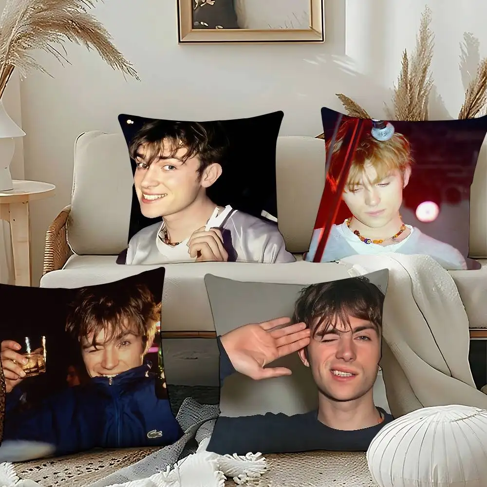 Creative H-Damon Albarn-H Funny Throw Pillow Covers Pattern Cushion Cover Suitable For Sofa Bedroom Car Pillow Cover