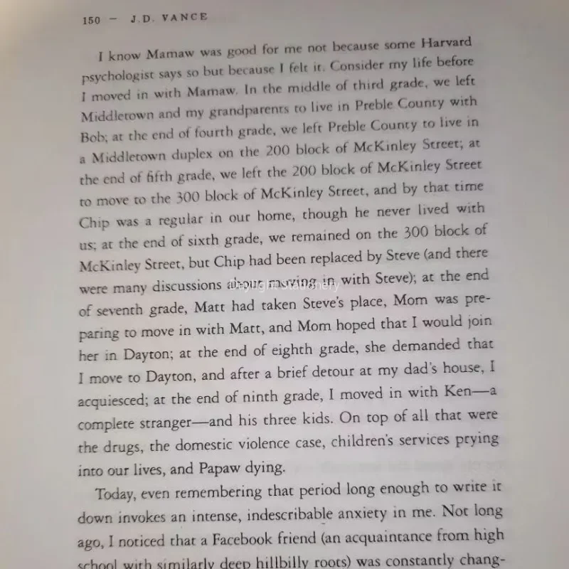 Hillbilly Elegy: A Memoir of a Family and Culture in Crisis English Books