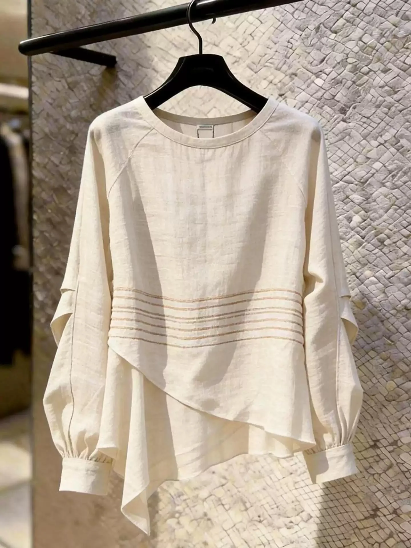 Casual Style Commute Long Sleeve Women's Shirt Asymmetrical Hemline Beige Color Fashionable Elegant Office Wear 2026