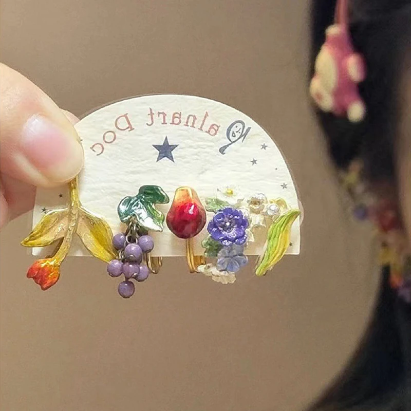 2024 tatlı emaye çiçek yaz kızlar Piercing olmadan kulak klipsi küpe seti takı kadınlar renkli ayçiçeği üzüm kulak takı