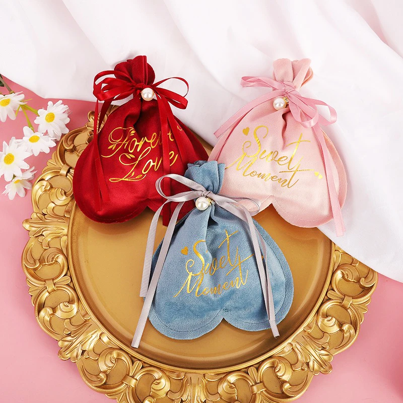 Customized Wedding Wedding Candy Bag Attractive Velvet Portable Jewelry Pouches Luxurious Chocolate Pouches for Wedding