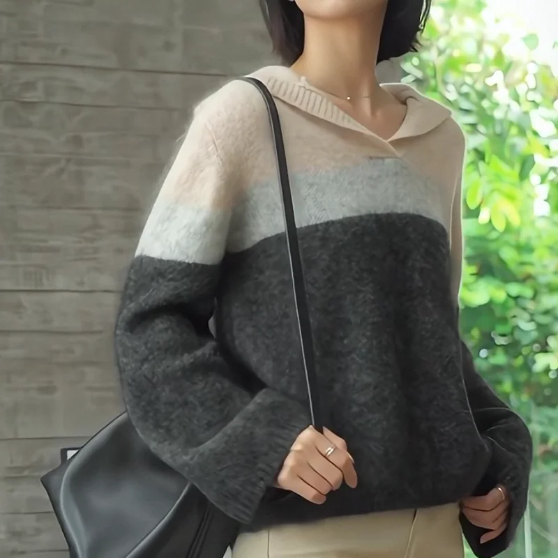 

2025 Autumn/Winter New Women's Sweater 100% Wool Women's Knitted Hoodie Color blocked Casual Fashion Hot Selling Women's Top
