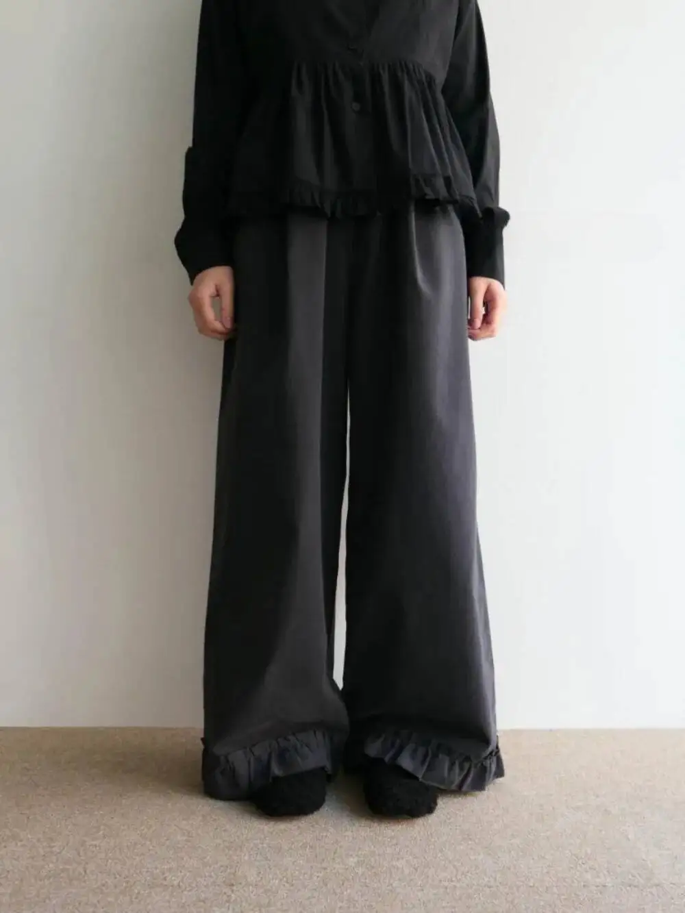 

Универсальные свободные модные уличные брюки, тяжелые винтажные брюки на шнуровке с нерегулярными широкими штанинами, съемные повседневные спортивные штаны с рюшами