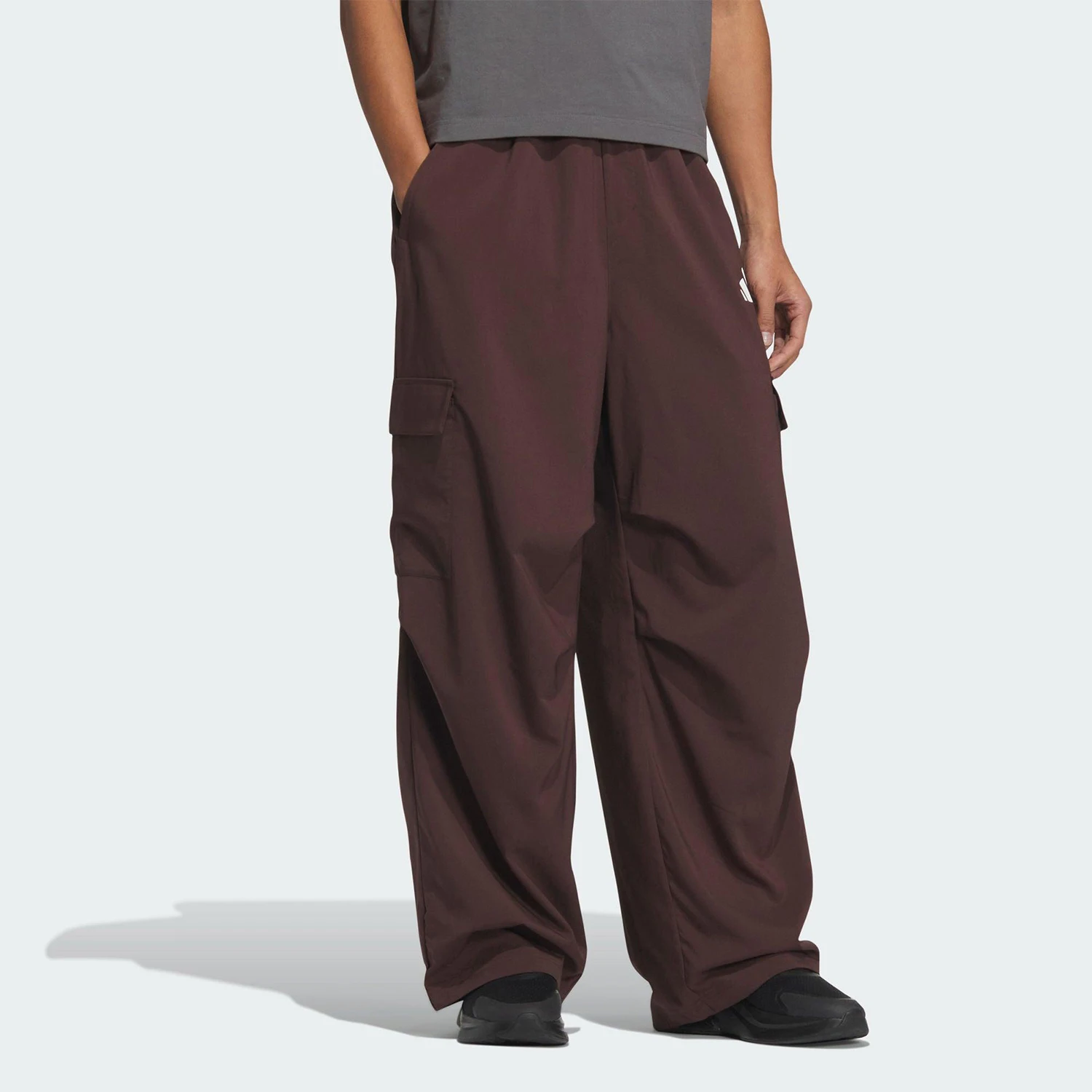 아디다스 정품 2025 신상 남성 캐주얼 자외선 차단 루즈 스포츠 팬츠 KA9313