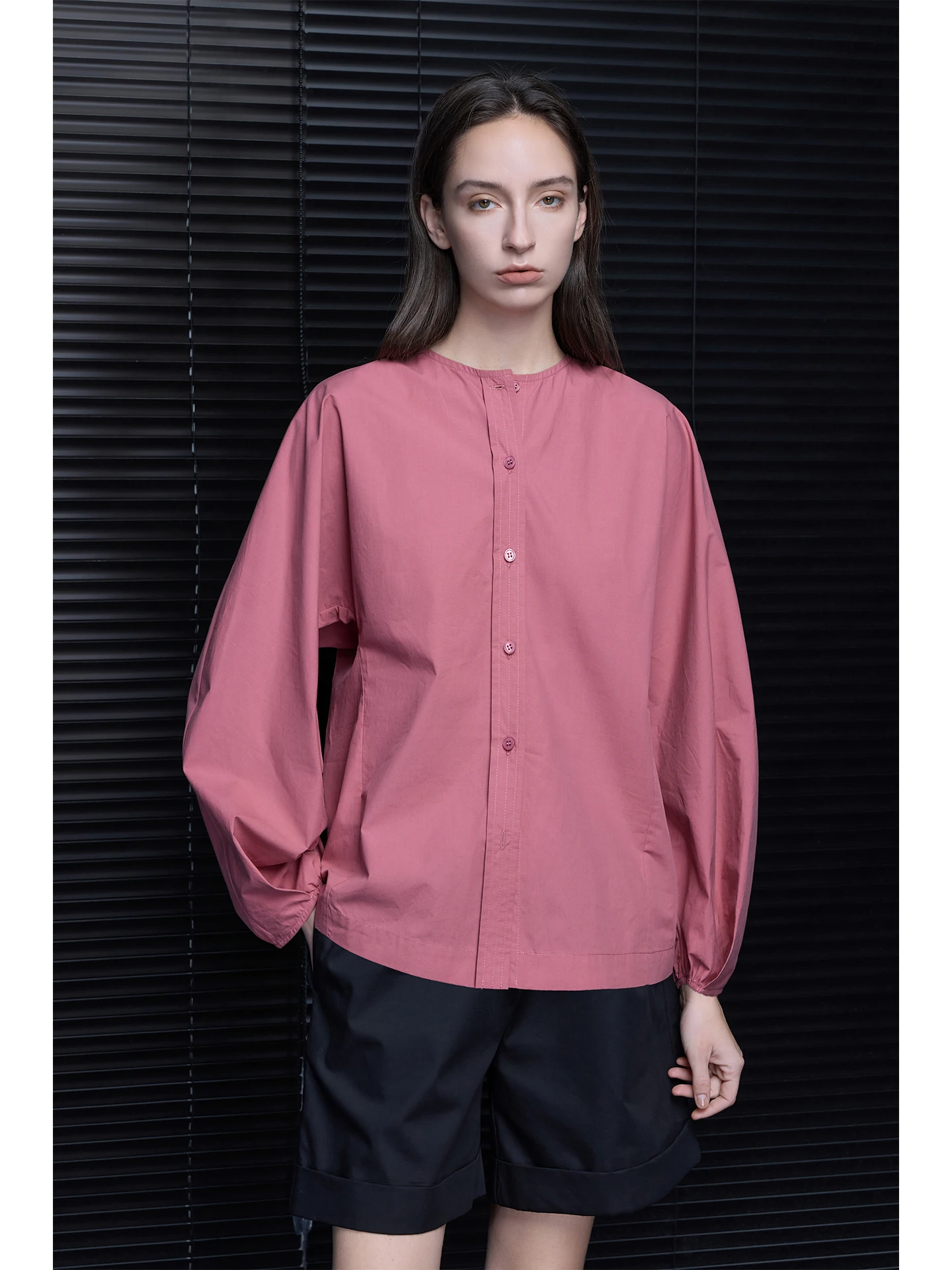 

Розовая женская повседневная рубашка с круглым вырезом и длинными рукавами из чистого хлопка, свободного кроя, с рукавами-фонариками, летняя, новая модель, дышащая, в уличном стиле