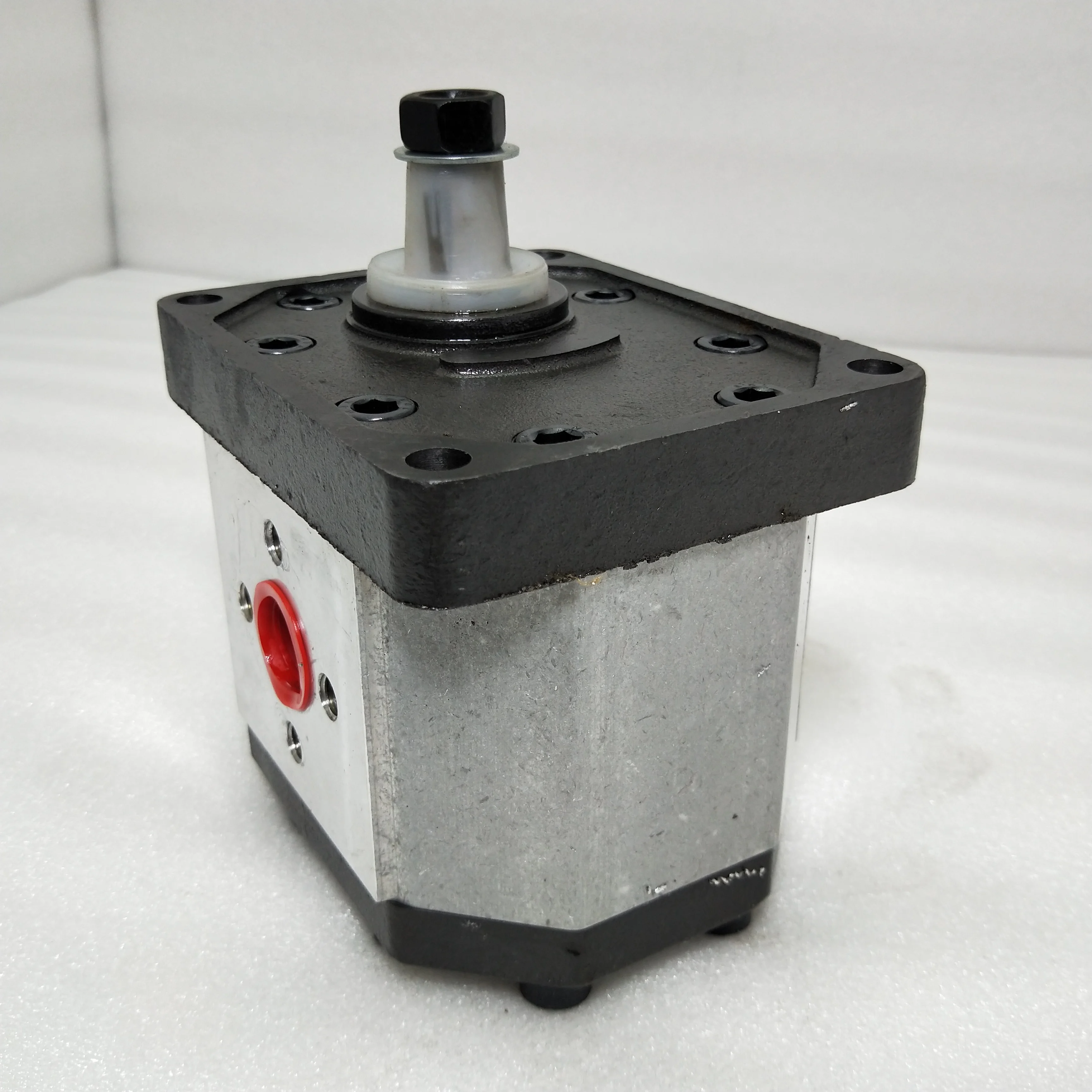 New ZY High Pressure Hydraulic Gear Oil Pump PGP620 Model High Efficiency Long Life