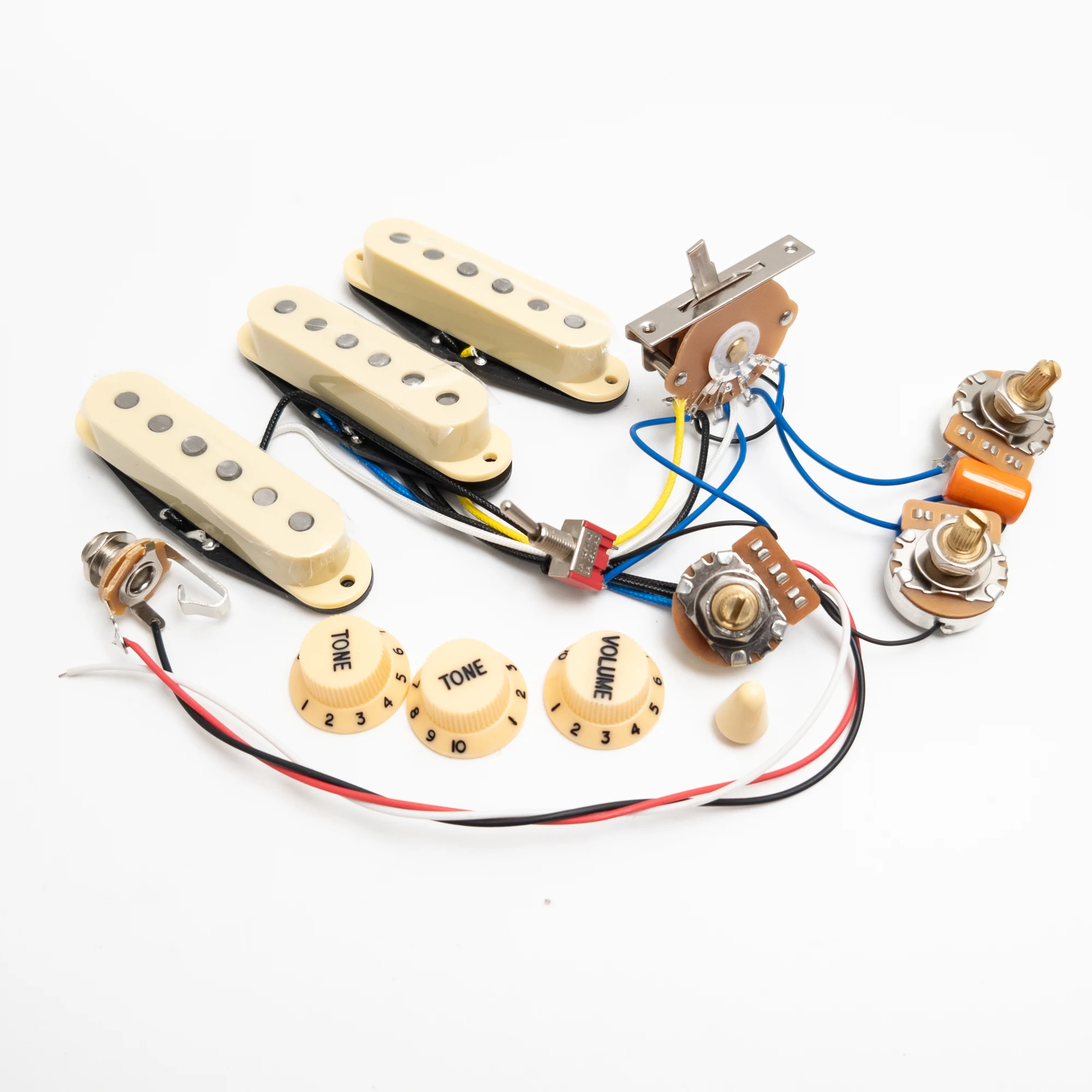 

Prewired SSS Alnico 5 Single Coil Pickup Set for ST-Style Guitar with CTS Brass-Shaft Pots, 5-Way Switch, Output Jack & Knobs
