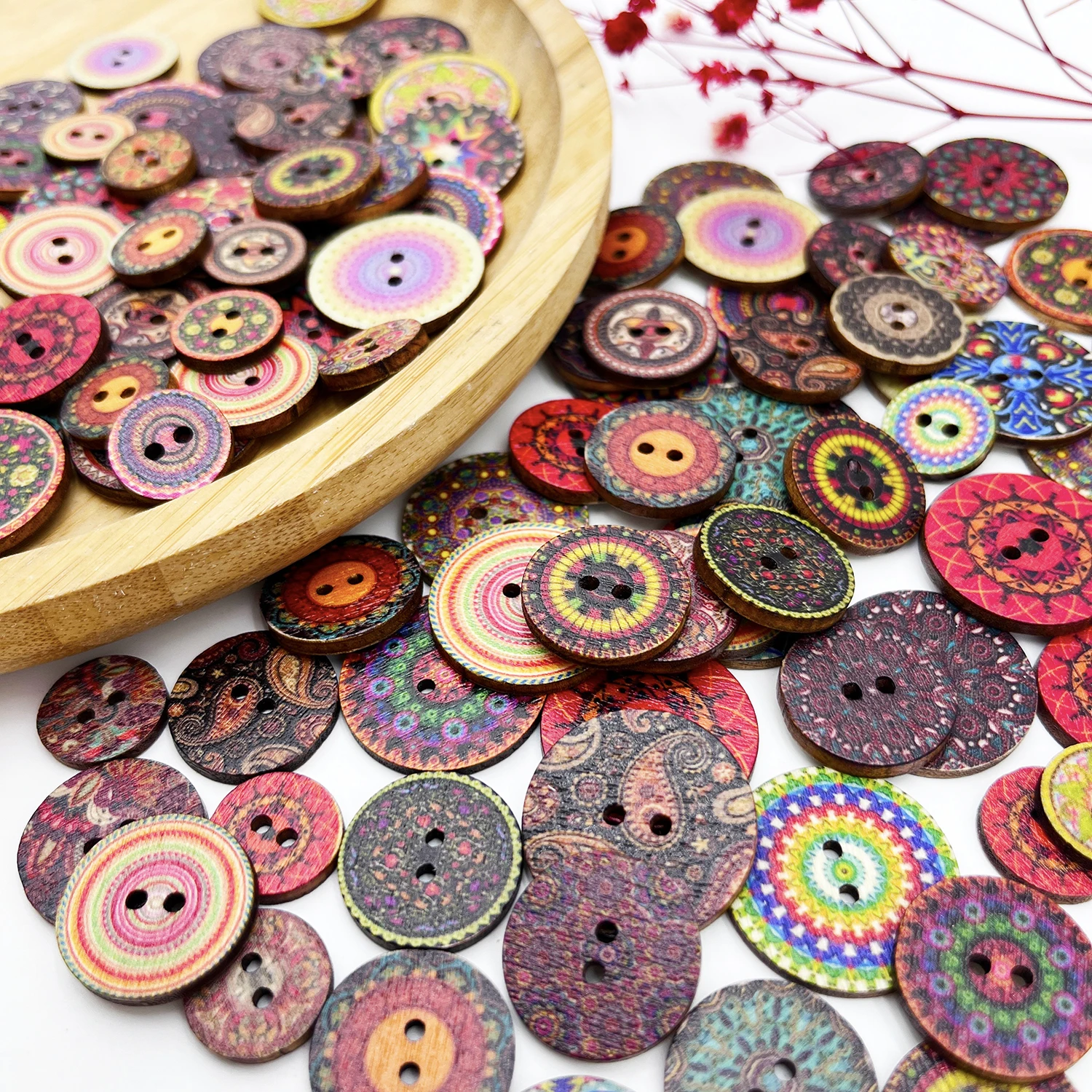 50PCS 3 Sizes Mixed Pattern Vintage Wooden Button 2 Holes, Random Flower Painting, DIY Craft Sewing, Decorative Handmade Project