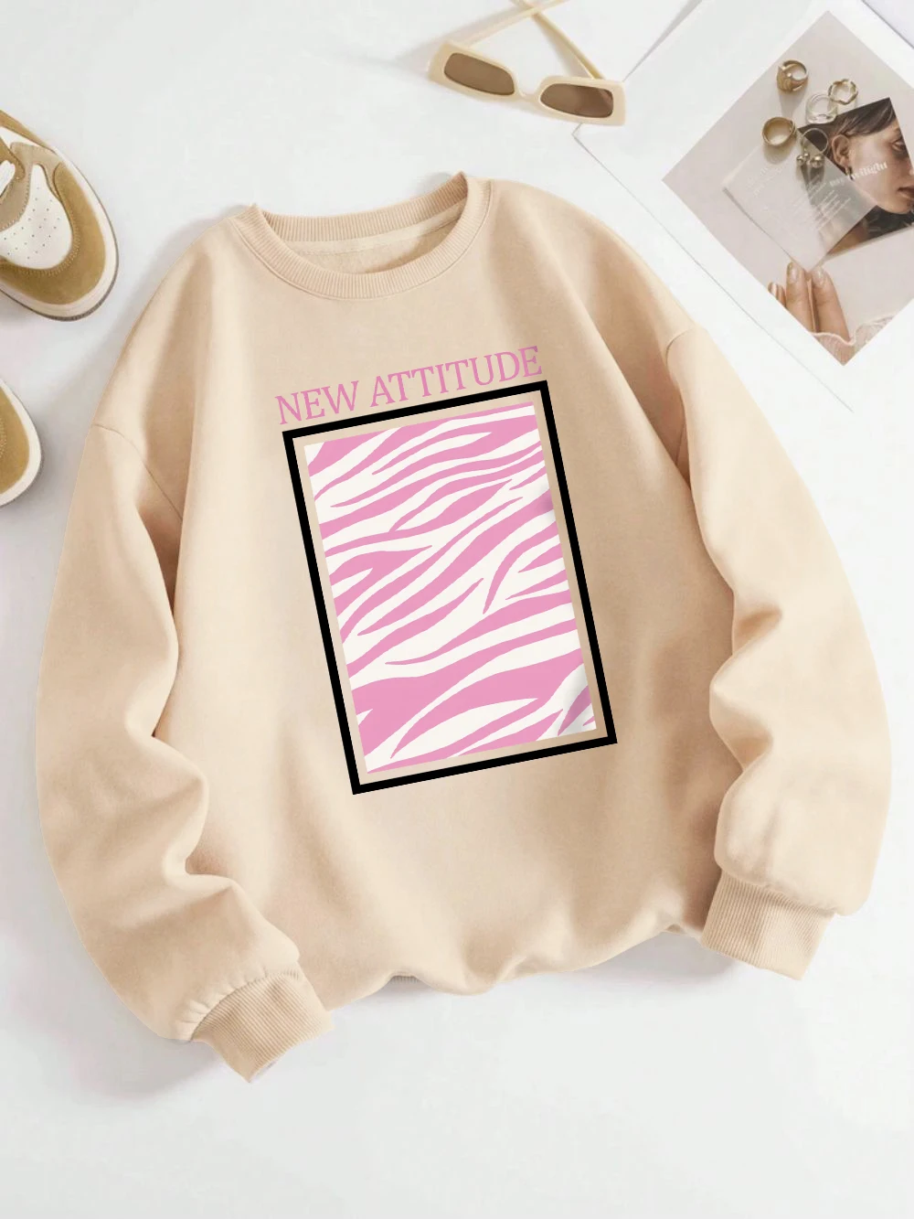 New Attitude Sweatshirts Women Geometric Printed Hoodie Fleece Warm Crewneck Loose Pullover Winter Comfortable Female Clothes