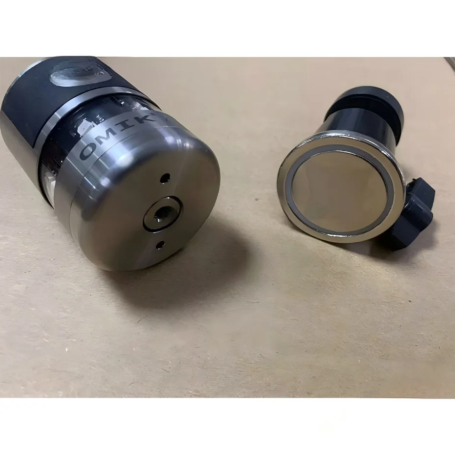 High precision Infrared machine tool probe RMT40-S used with BT30 or BT40 toolholders to completely replace Renishaw OMP40