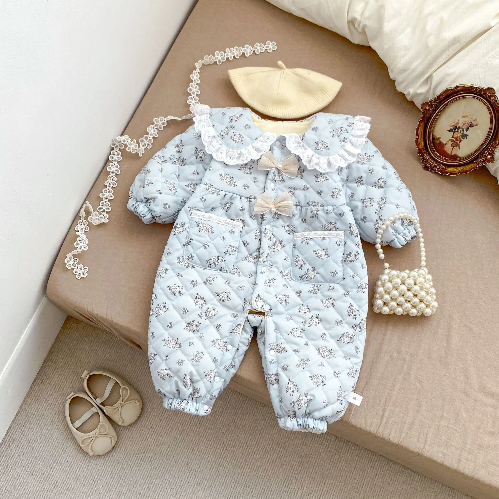0-24month-winter-baby-girl-sweet-floral-fleece-romper-cute-lace-lapel-newborn-clothes-thick-warm-infant-girl-bow-padded-jumpsuit