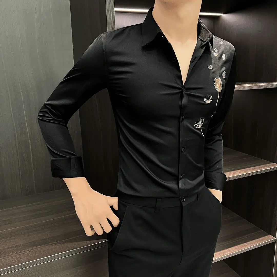 

Мужская рубашка с вышивкой, длинный рукав, весна-лето, приталенный крой, стильная, повседневная, новинка, модная, универсальная, деловая.