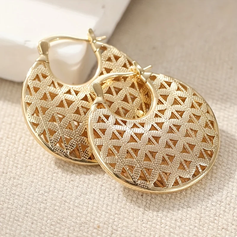 Golden Plated Vintage Printed Hollowed Design Round Hoop Earrings for Women Fashion Hand Carved Party Banquet Jewelry Accessory