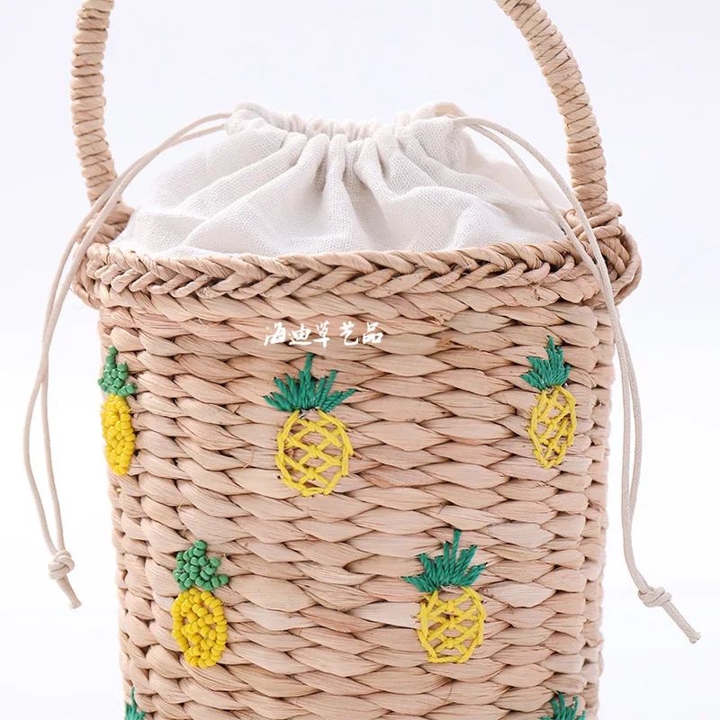 Handmade Women\'s Shoulder Bag Woven Female Bucket Handbag Summer Straw Beach Bag Hollow Crossbody Messenger Bags Bohemian Tote