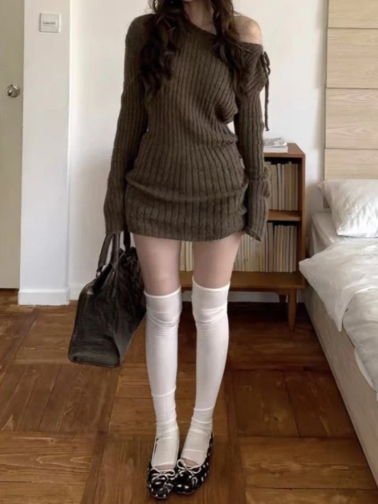 Koreanische Mode Süßes Braunes Strickkleid Damen Neuer Frühling Heißer Sexy Schulterriemen-Kleider Ästhetische Retro Y2k Kleidung 2026