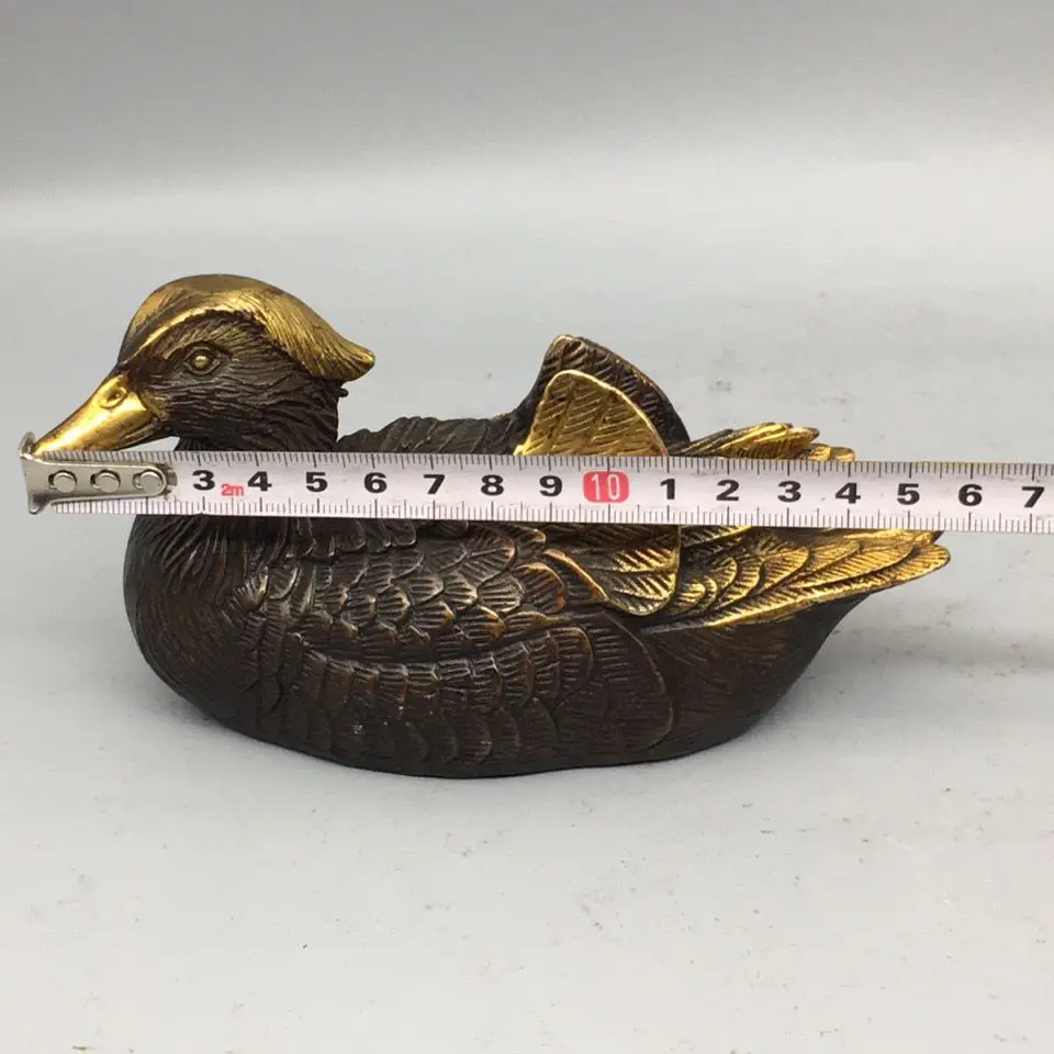 Antique bronze collection, a pair of mandarin ducks, exquisite craftsmanship, mellow pulp, complete shape