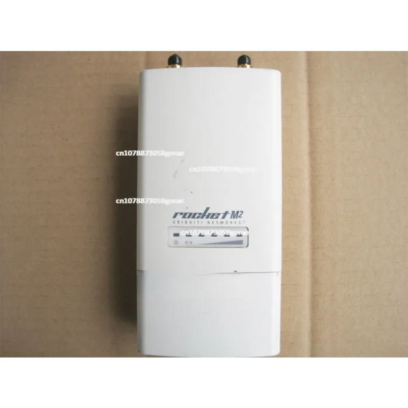 Used original products Rocket M2 RM2 2.3-2.7G High power coverage base station