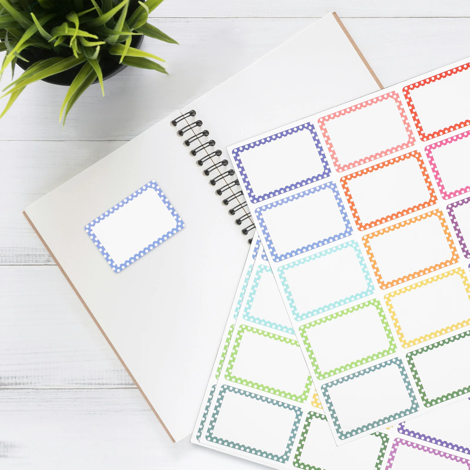 23-vellen naamplaatjestickers beschrijfbare blanco zelfklevende etiketten voor schoolkantoor klaslokaal organiserende etiketstickers