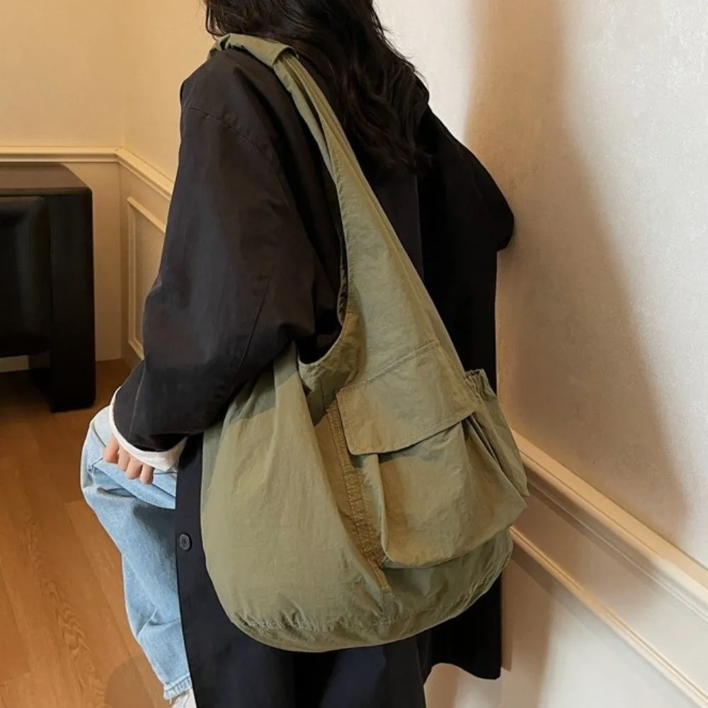 

Hot Versatile Nylon Shoulder Bag Large Capacity Lightweight Wrinkle Handbags Classic Square Shape Tote Bag Casual Use