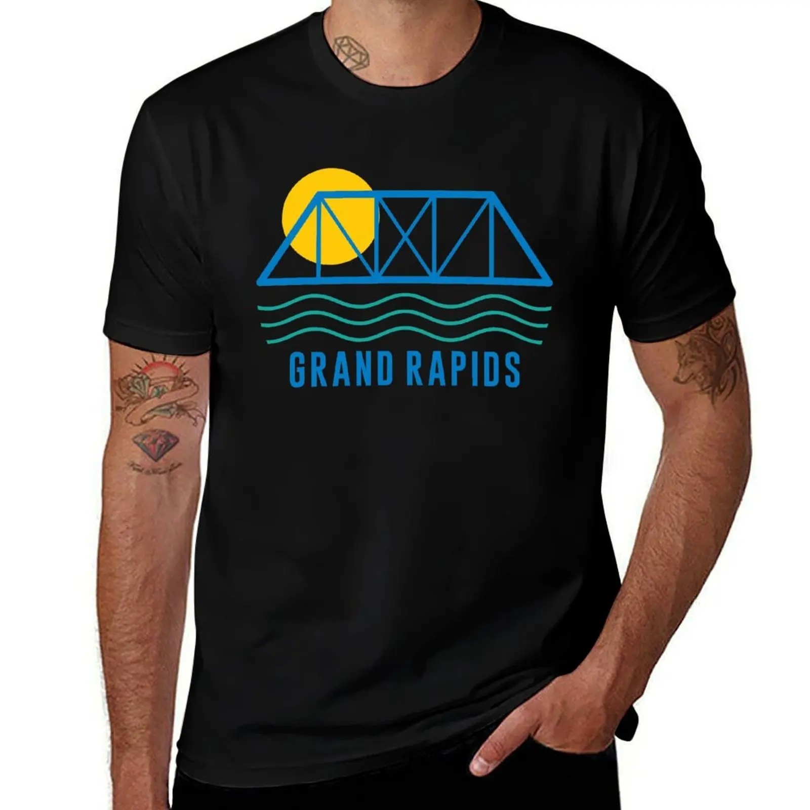 

Grand Rapids Blue Bridge T-Shirt man t shirts cotton man graphic t shirt t shirt men 100% cotton luxury brand T-Shirt