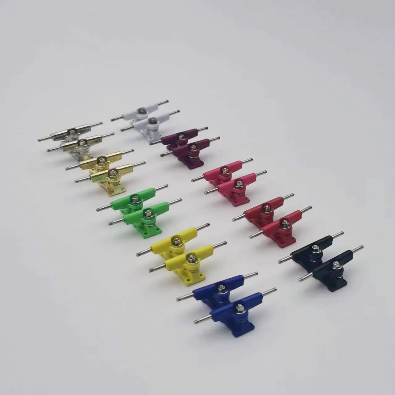 32mm Basic Fingerboard Trucks for Finger Skateboard Toys