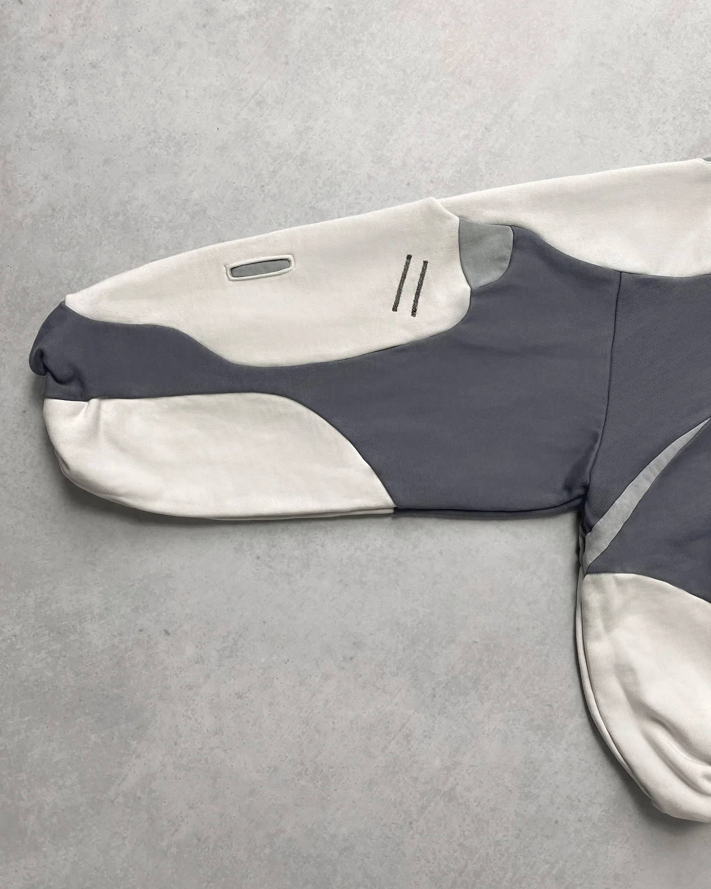 Autumn and Winter New Trendy Brand Color blocked Fashion Hoodie Loose, Small and Unique AliExpress Hoodie Hip Hop Men and Women