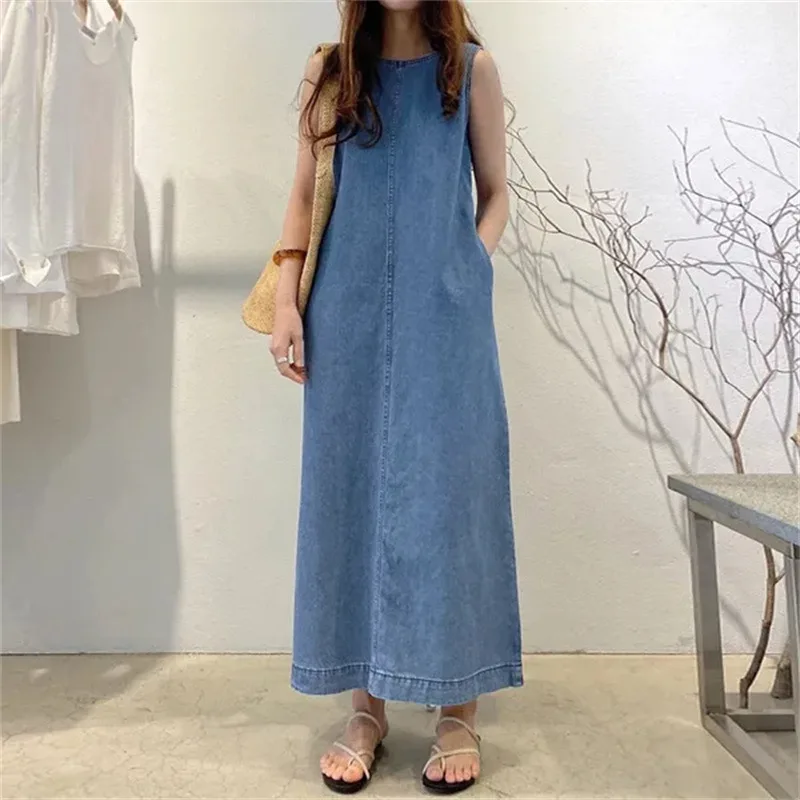 

Women Sleeveless Denim Long Dress Solid Color 2025 Spring Summer Fashion Elegant O-Neck Pocket Skirt Loose Vest Denim Robe Femme