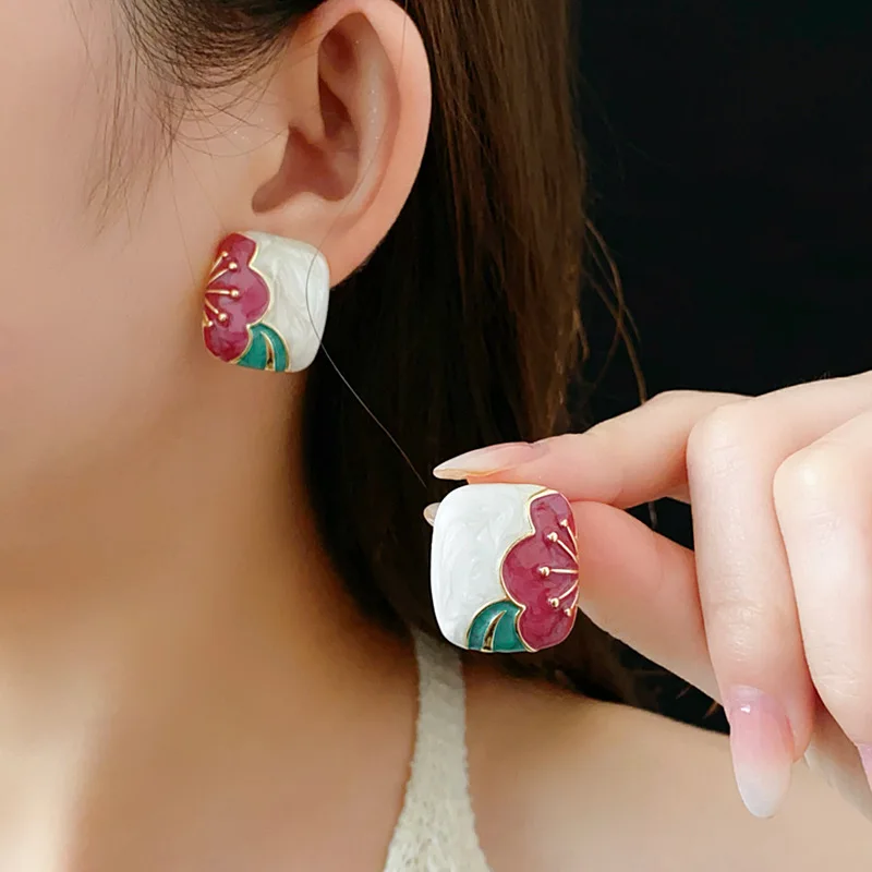 Square Metal Asymmetry Flowers Oil Dripping Earrings European American Style Personalized Fashion Stud Earrings Girls Jewelry