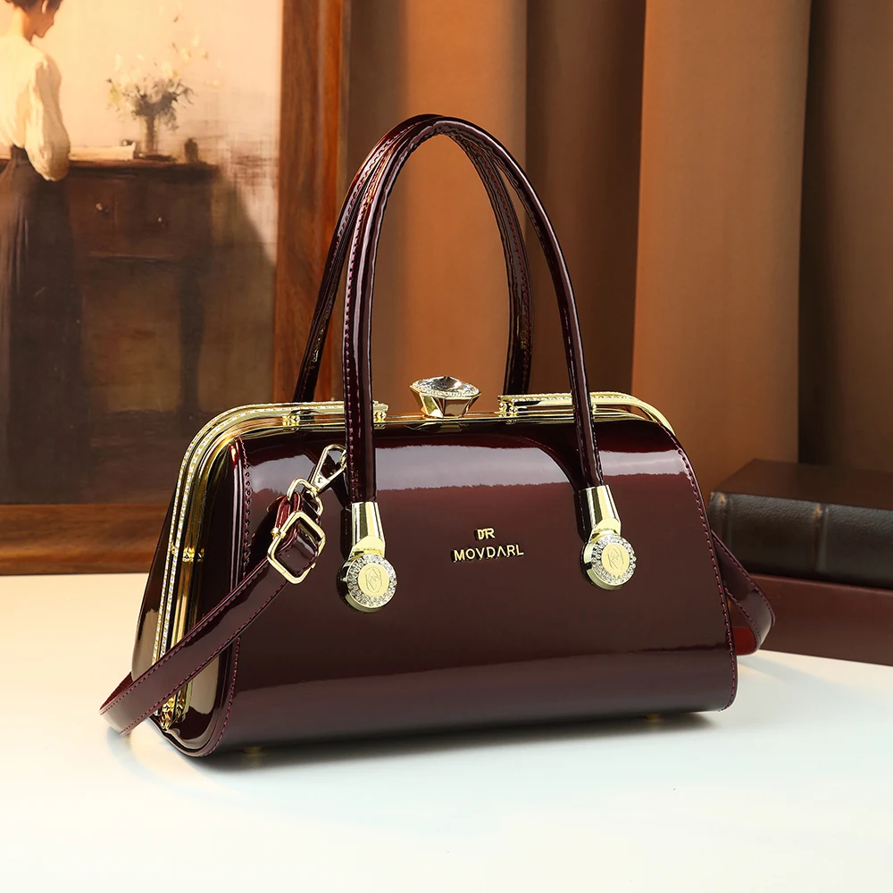

2026 New Retro Lacquer Leather Diamond Set Handbag, Banquet, Wedding Shoulder Bag, Elegant and Elegant socialite style