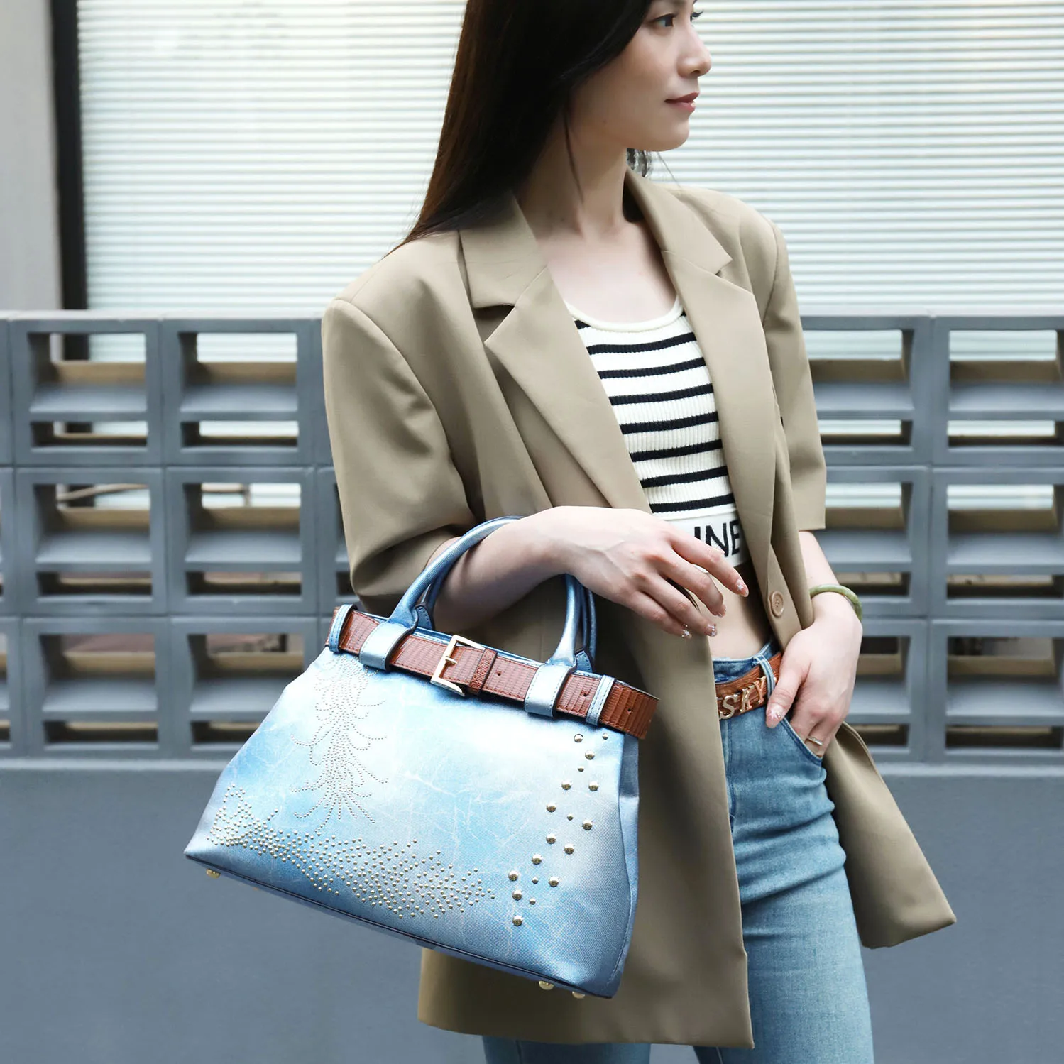 Top Product Fashion Ladies Bag Playful Personality Women Handbag with Belt Punk Jeans Tote Bag Rivet Shoulder Bag Factory 33 cm