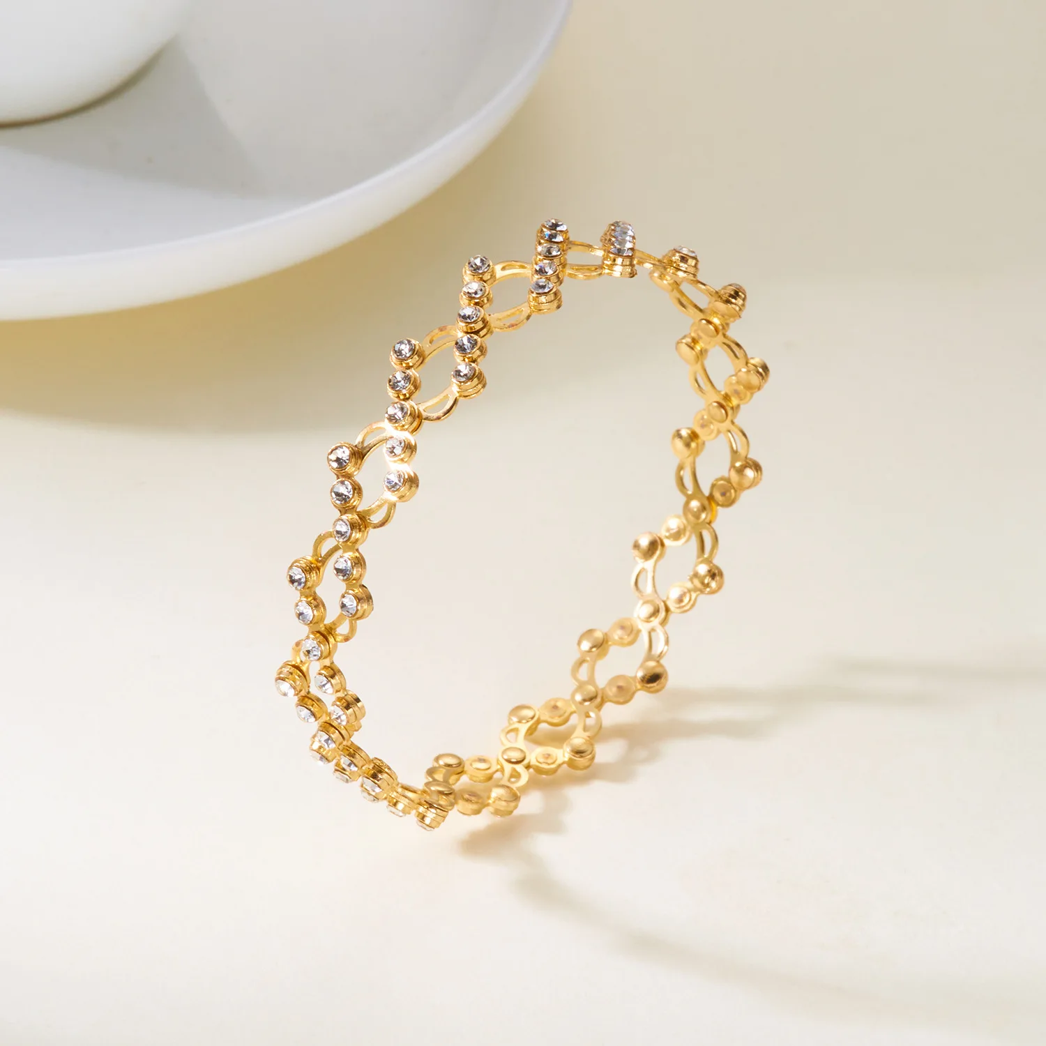 Factory direct sales of the new five-row diamond telescopic ring, one two-wear creative magic telescopic ring deformable bracele