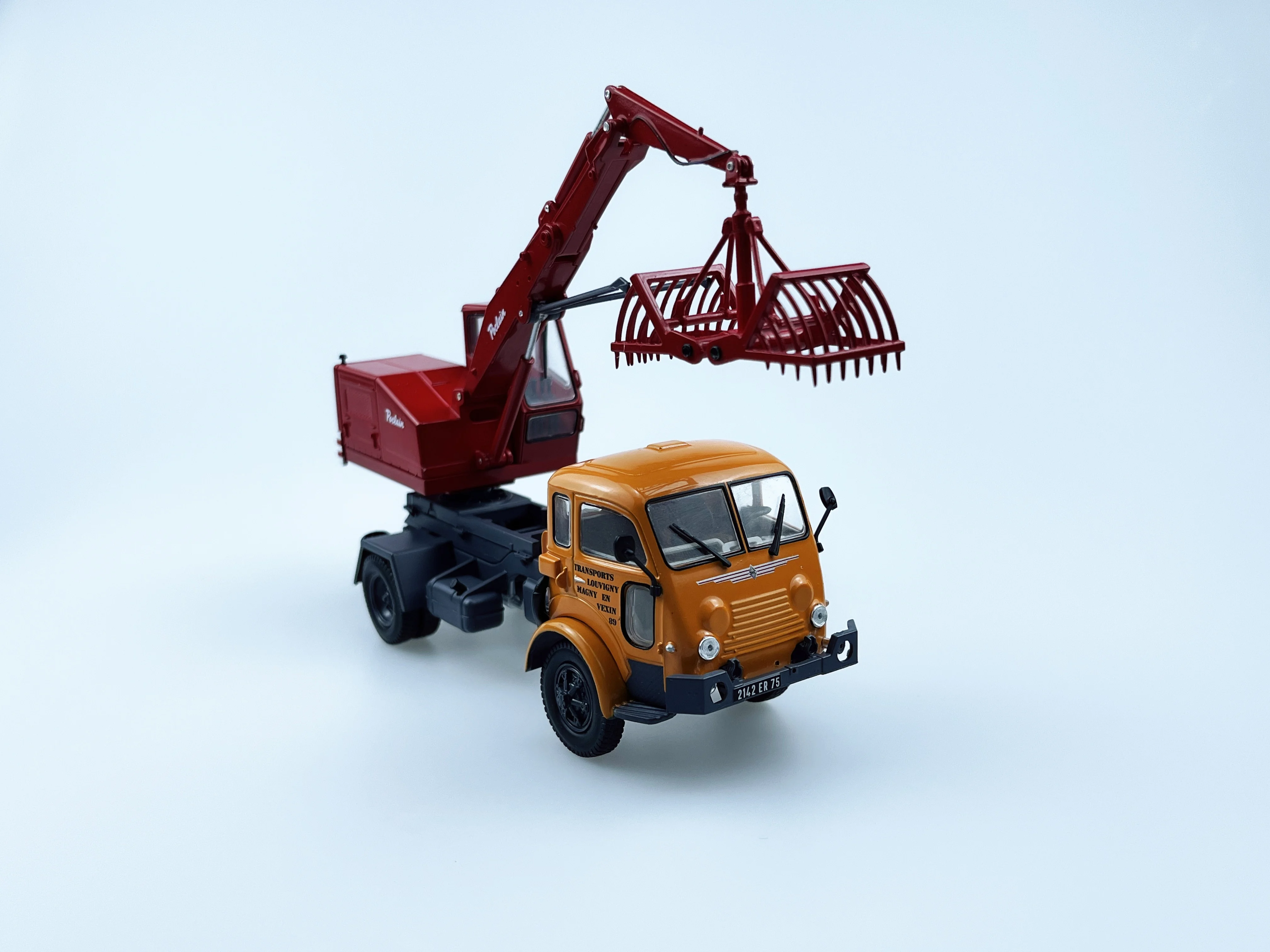 renault-r2142-–-vehicule-d'ingenierie-en-bois-moule-sous-pression-echelle-1-43-camion-modele-de-voiture-jouet-de-collection-cadeau-affichage-souvenir-ornement