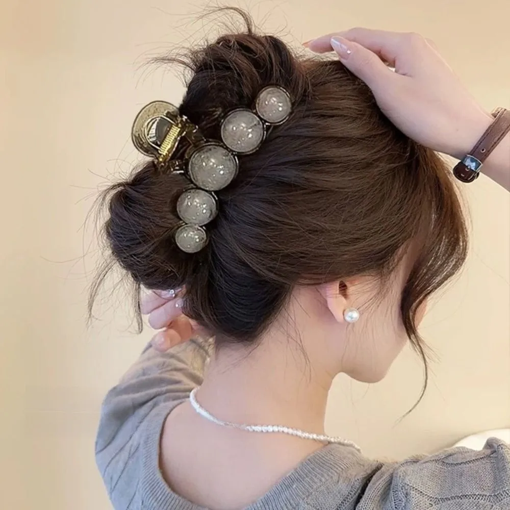 Retro Beaded Hair Claw Daily Styling Tool Ponytail Holder Geometric Hair Clip Gradient Beaded Plastic Hairpin