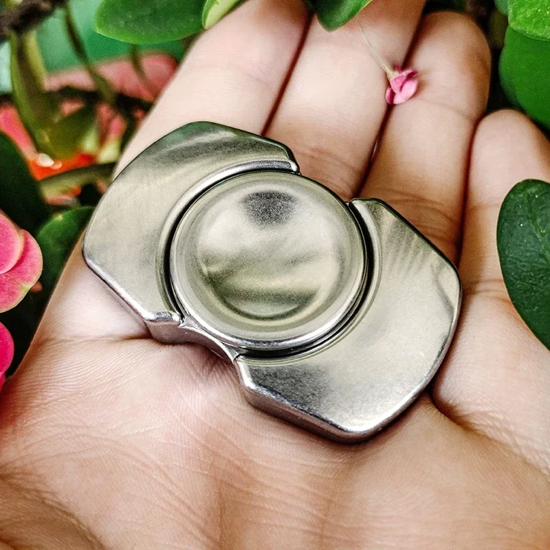 

Dark full fingertip gyroscope