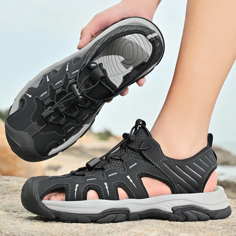 

Summer Outdoor Lightweight Casual Sneakers Male Breathable Wading Beach Shoes Men High Quality Non-Slip Classic Sports Sandals