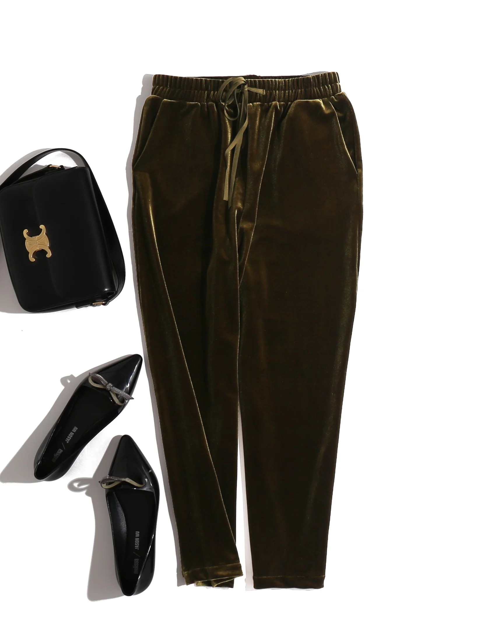 

Elegant Velvet Casual Pants Women's Comfortable Elastic Waist Slim Fit Jeans Long Commute Style Regular Thickness