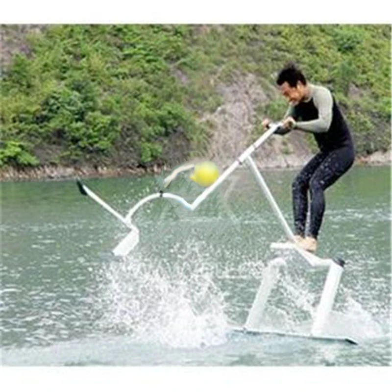 The new water floating self - propelled hydrofoil lake adult single - double bicycle pedal water bike