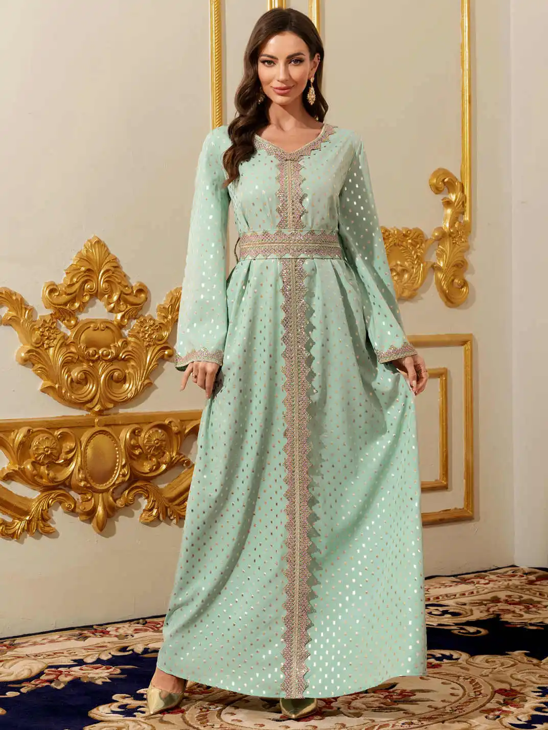 Sukienka z dekoltem w serek w stylu arabskim z Dubaju z Bliskiego Wschodu, z złotą wstążką w kropki i cekinami, z blokami kolorów, idealna na festiwal Ramadan, prosta i elegancka suknia jak od wróżki.