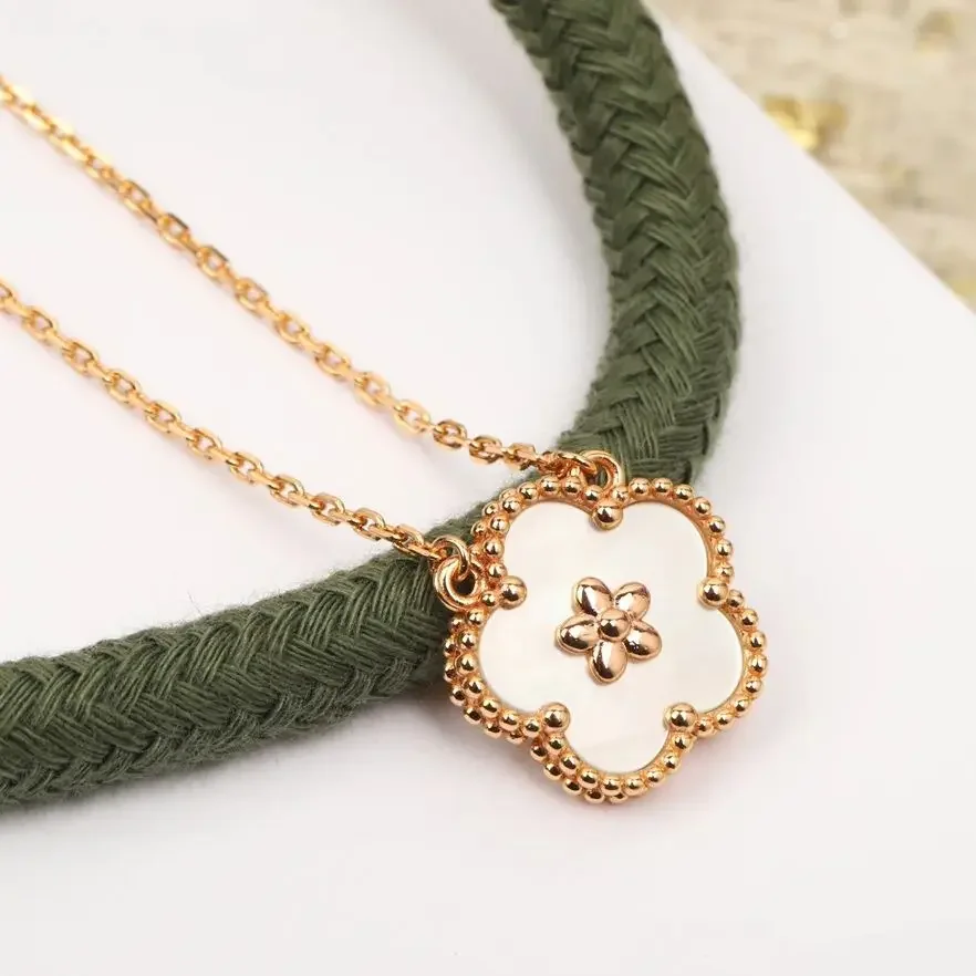 

Europe America Designer Flower Ladybug Rose Gold Necklace Bracelet Earring Luxury Set Women Top Quality Jewelry Trend