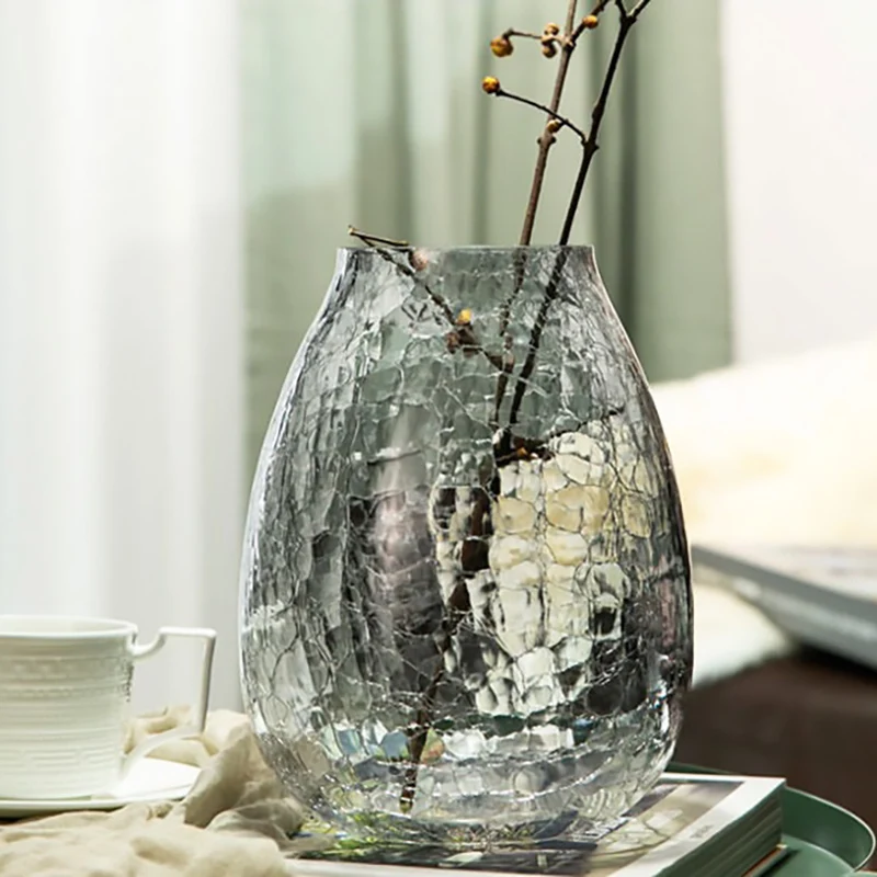 ¿Cómo decorar un jarrón de cristal con arena para lograr un efecto lujoso y personalizado en tu hogar?