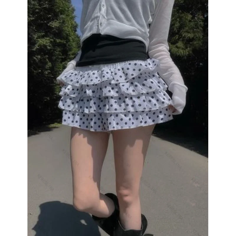 

Модные мини-шорты-юбки в стиле 2000-х с принтом в горошек, в стиле Harajuku, для стильных девушек, уличная мода.