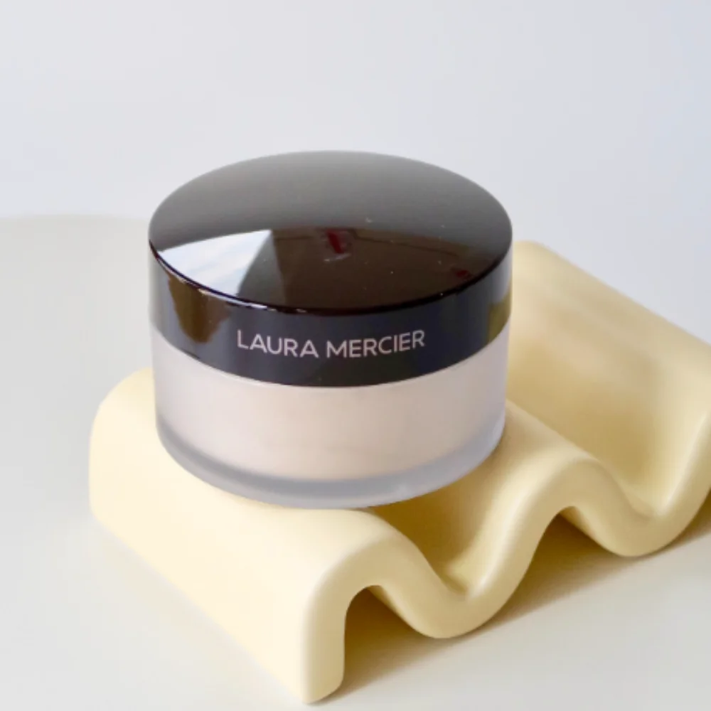 Loose Setting Powder Dauerhaftes, wasserfestes, honigmattes Puder, atmungsaktives Ölkontroll-Make-up, weiches, transparentes Setting-Puder-Make-up